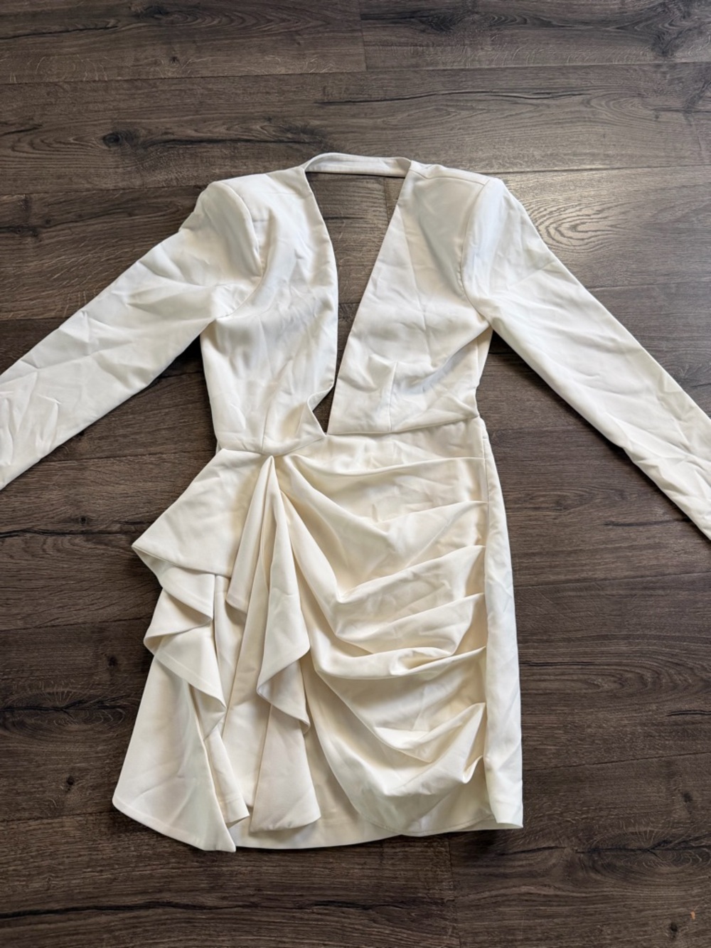 Michael Costello x Revolve Women's Ivory Ruched Long Sleeve Mini Dress Sz M